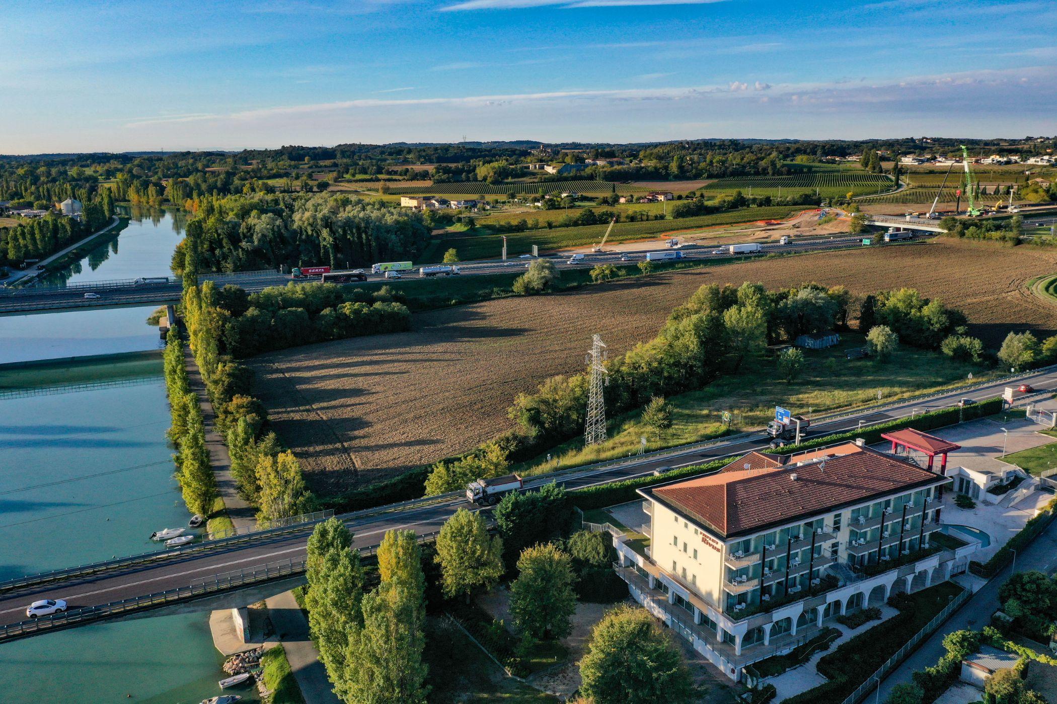 Hotel Rivus Песк'єра-дель-Гарда Екстер'єр фото